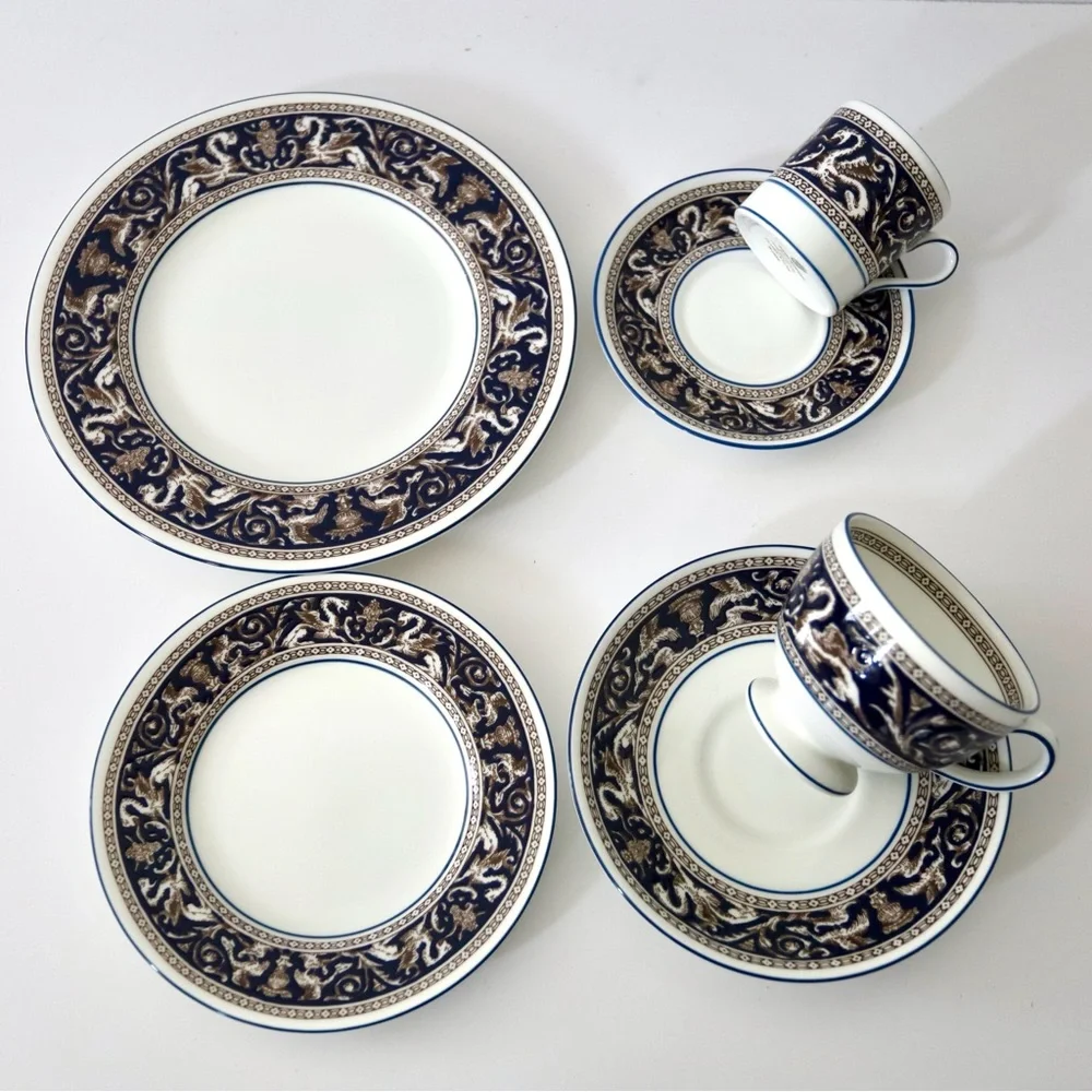 Wedgwood Florentine 6 Piece Place Setting Dark Blue Rim Plate Cups Saucers W1956